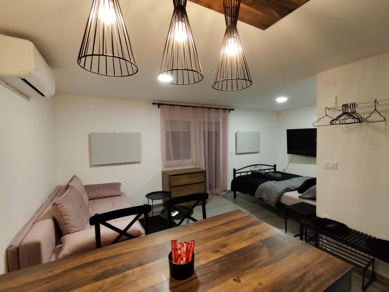 Apartamento Oniks Lipik Exterior foto