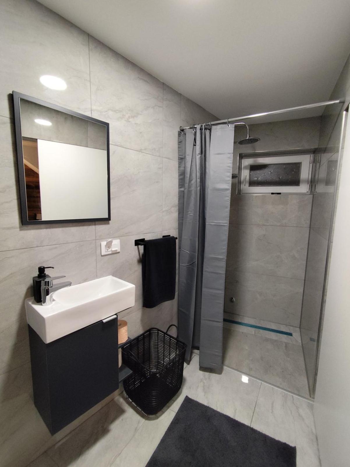 Apartamento Oniks Lipik Exterior foto